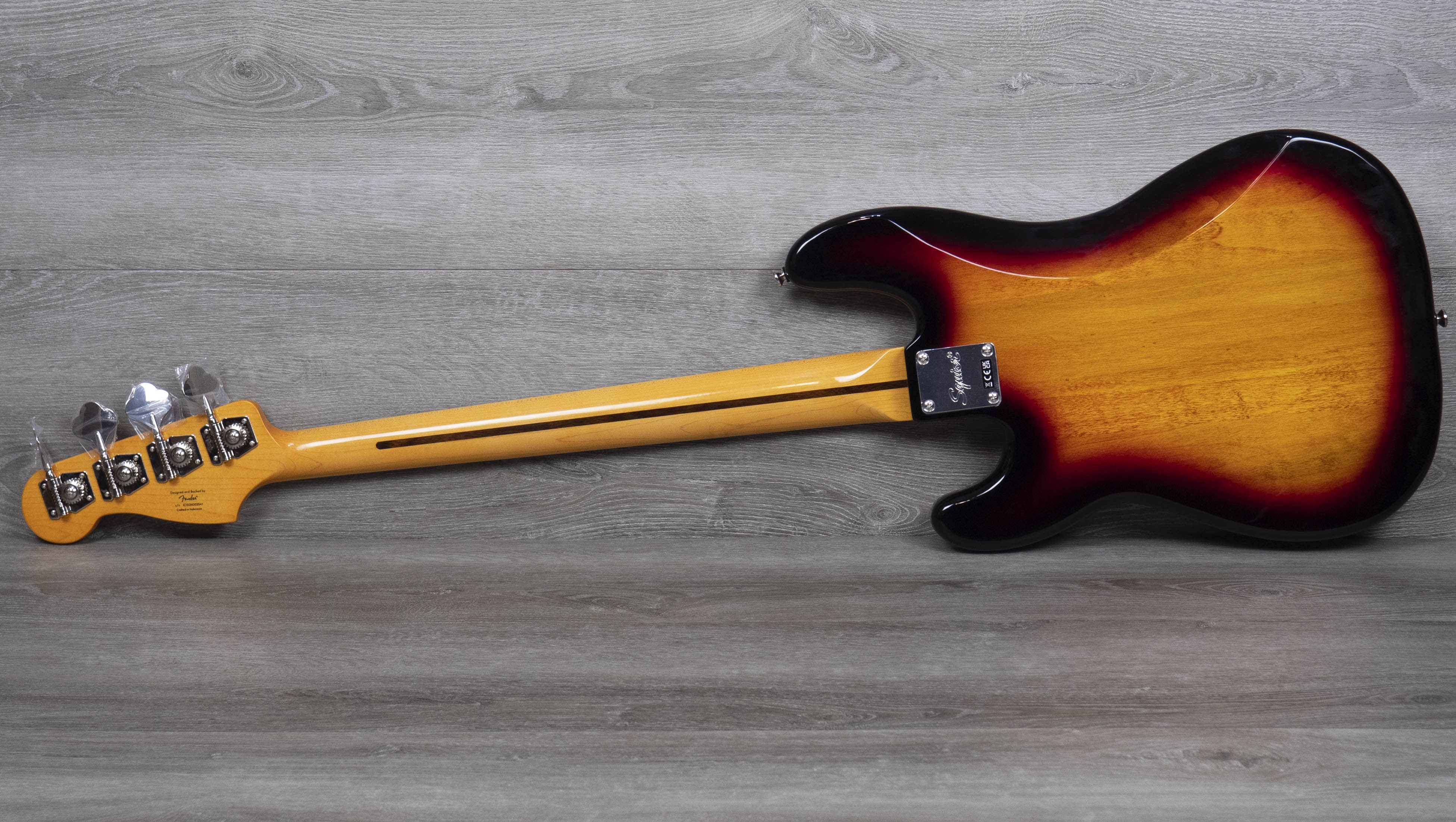 Squier Classic Vibe 60s Precision Bass, Laurel Fingerboard, 3