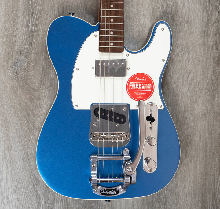 Squier FSR Classic Vibe '60s Custom Esquire, diapasón de laurel, color negro 