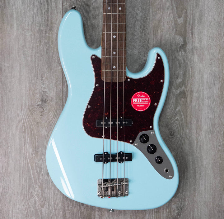 Bajo Squier Classic Vibe 60s Jazz Bass, diapasón de laurel, azul Daphne