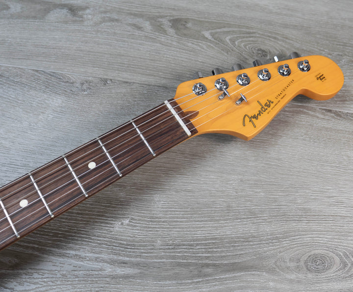 Fender American Deluxe HSS Stratocaster d'occasion, couleur ambre