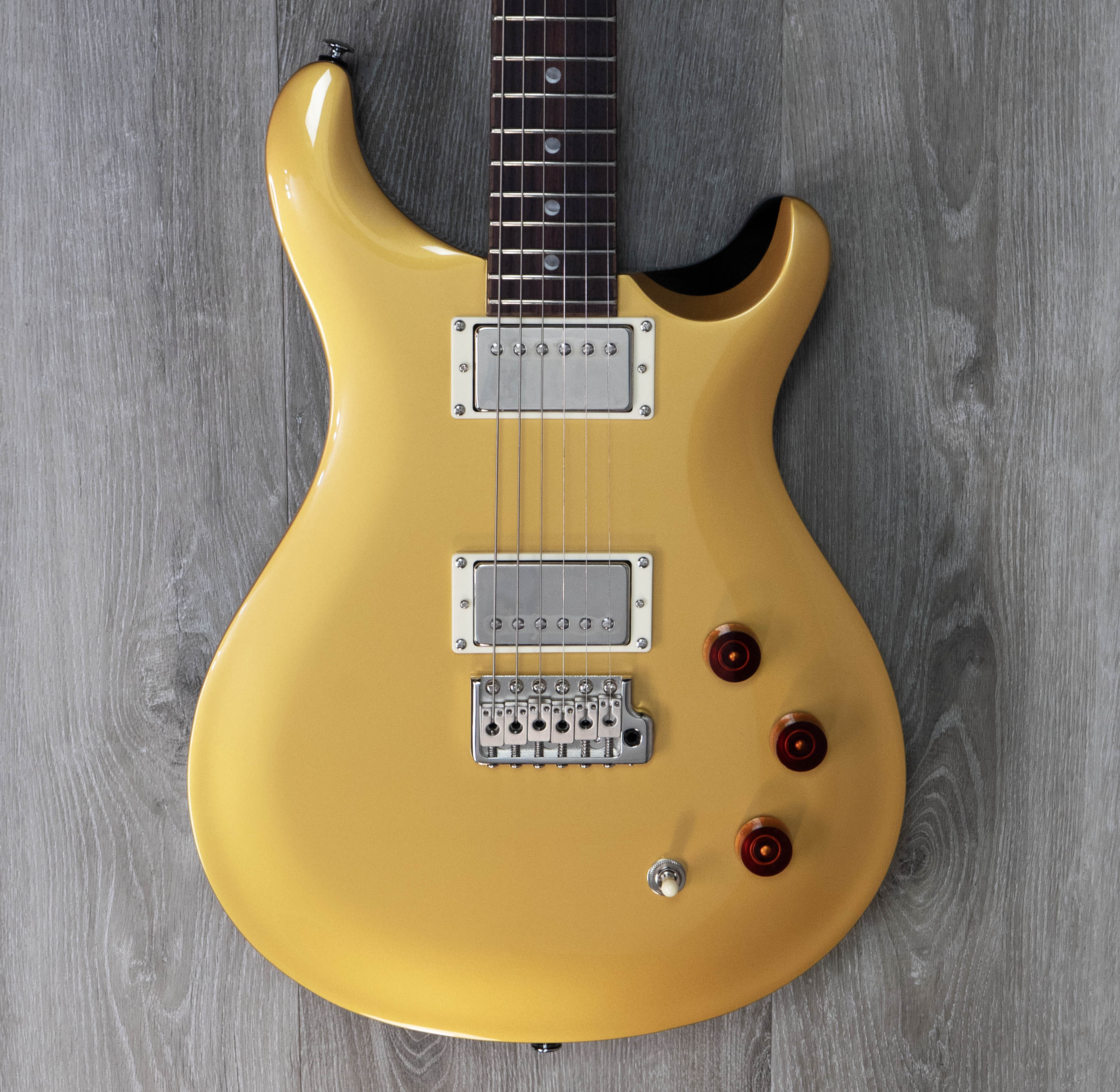 PRS SE DGT, Gold Top – A Strings
