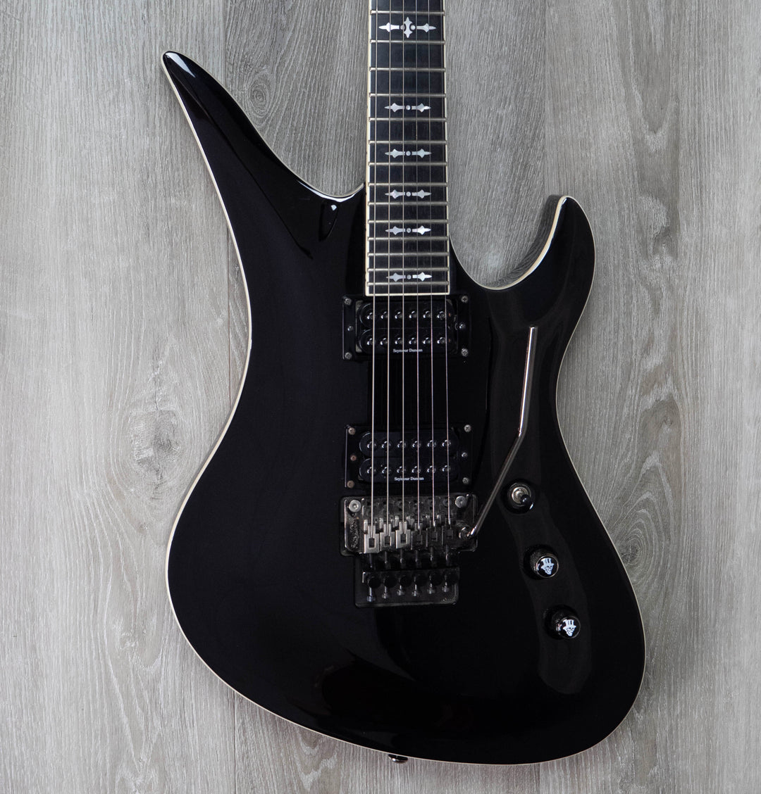 D'occasion : Schecter Synyster Gates Special, noir brillant