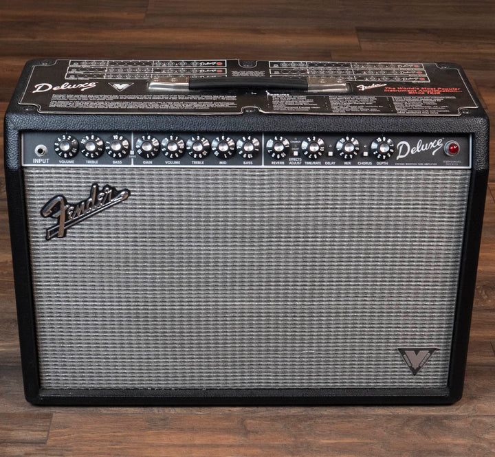 Combo de amplificador de guitarra Fender Deluxe VM de 40 W usado