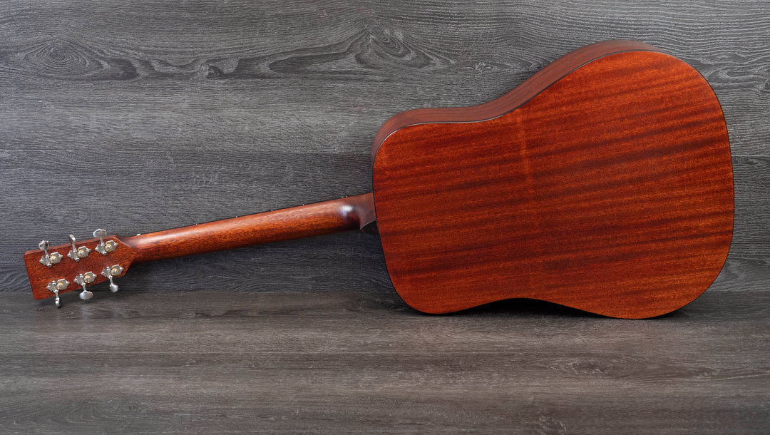 Pre-Owned Eastman E2D-BK, Solid Cedar Top w/ K&amp;K Pickup