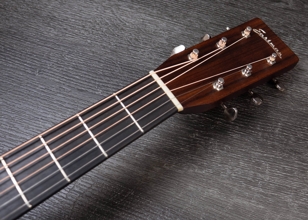 Pre-Owned Eastman E20OM-TC Thermo Cure Top Acoustic Guitar, Natural