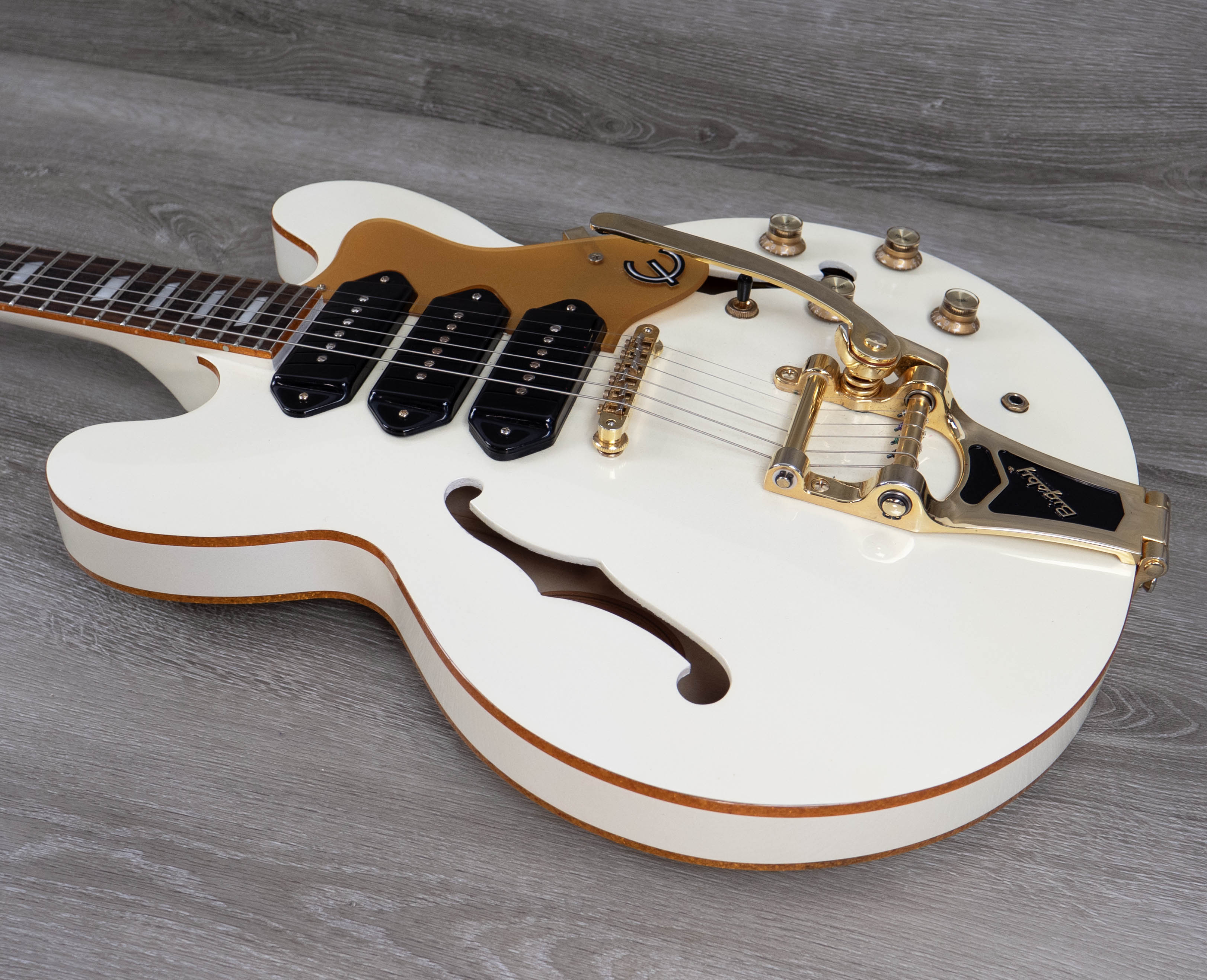 Pre-Owned Limited Edition Epiphone Riviera P93 Royal Electric