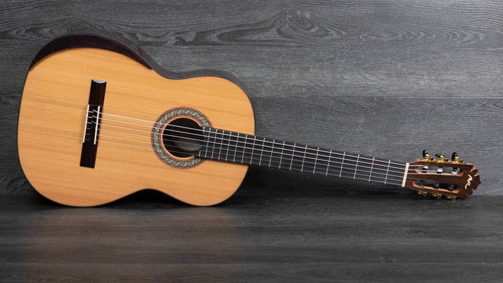 Manuel Rodriguez SUPERIOR B-C, 4/4 size Classical Guitar, Solid cedar top, Flamed Eucalyptus Back & Sides