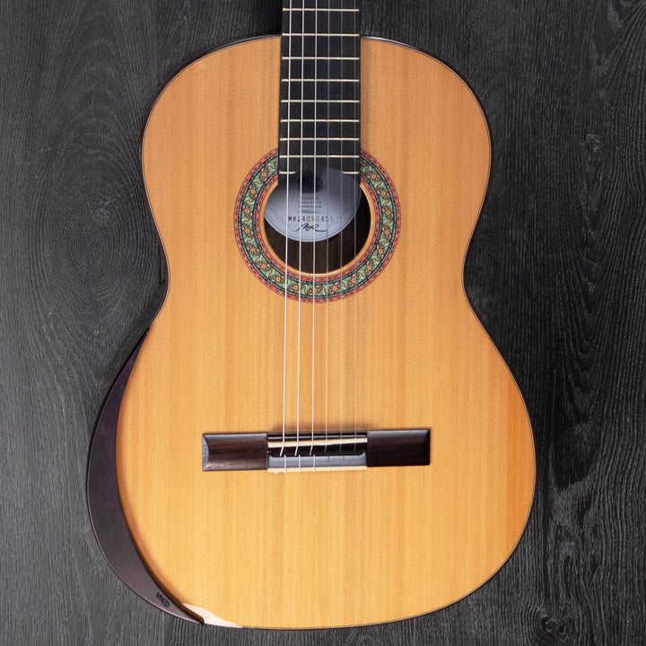 Manuel Rodriguez SUPERIOR B-C, 4/4 size Classical Guitar, Solid cedar top, Flamed Eucalyptus Back & Sides