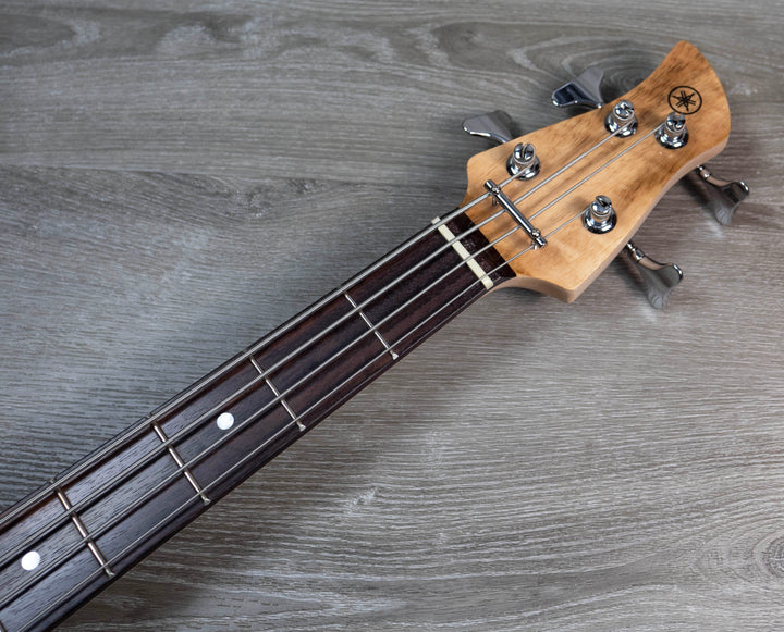 Bajo eléctrico Yamaha TRBX174EW, madera exótica