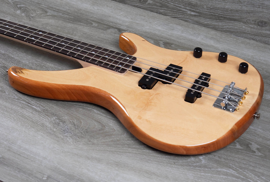 Bajo eléctrico Yamaha TRBX174EW, madera exótica