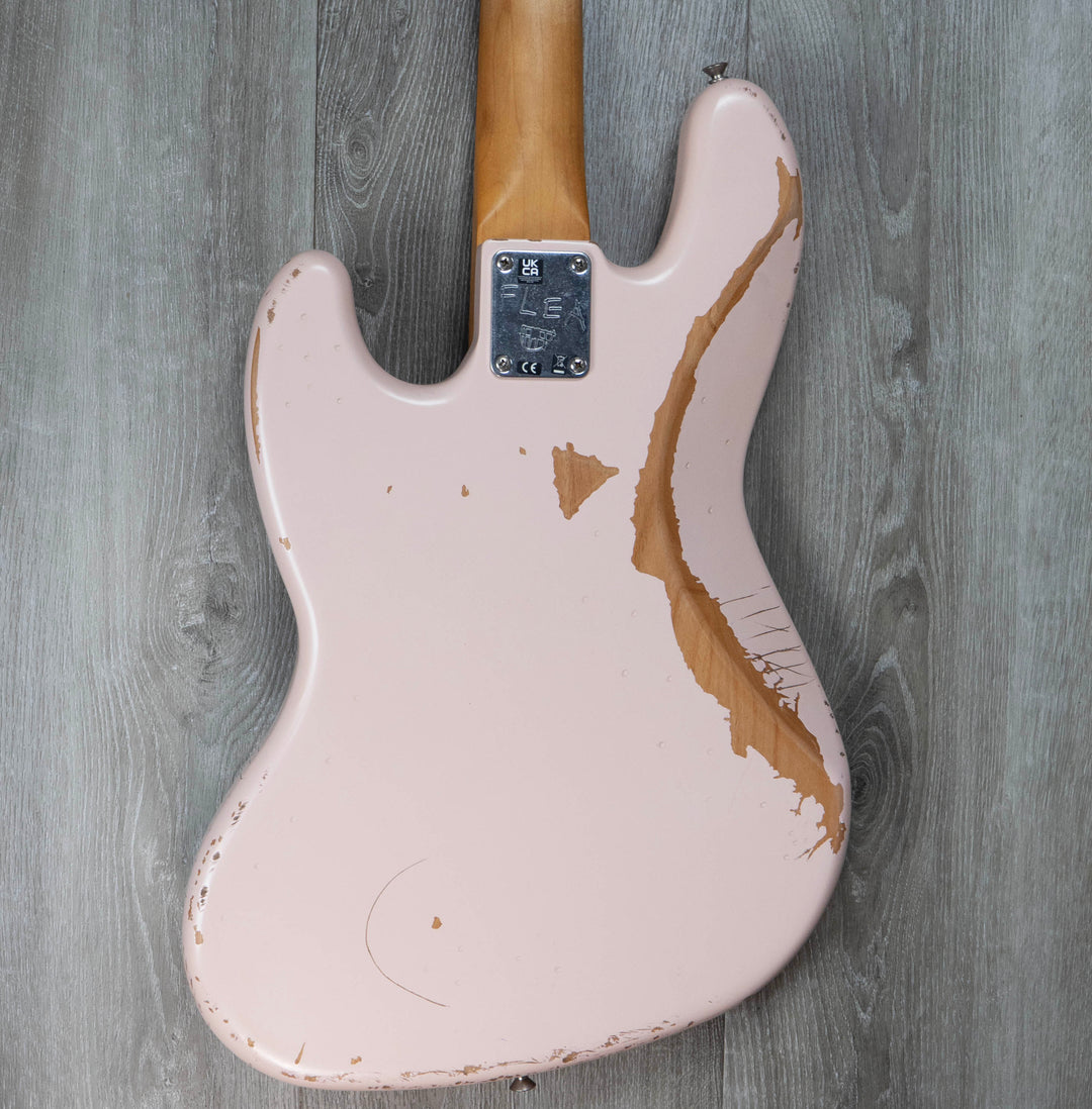 Fender Flea Jazz Bass, touche en palissandre, coque rose usée