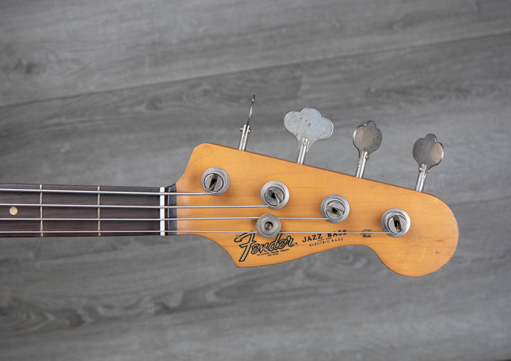 Fender Flea Jazz Bass, touche en palissandre, coque rose usée