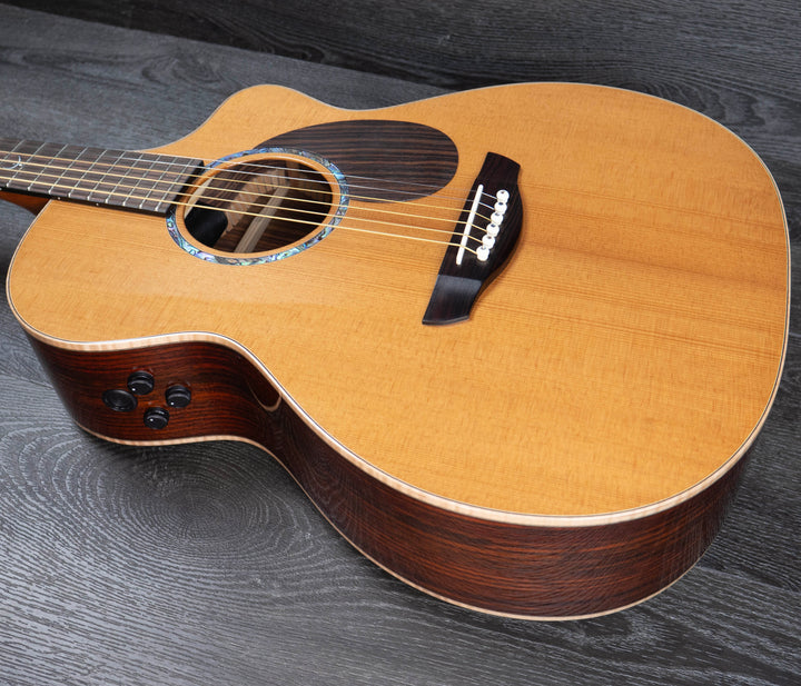 Faith Legacy Rosewood Earth Electro-Acoustic, All Solid 2-Piece Rosewood, Torrefied Canadian Sitka Spruce