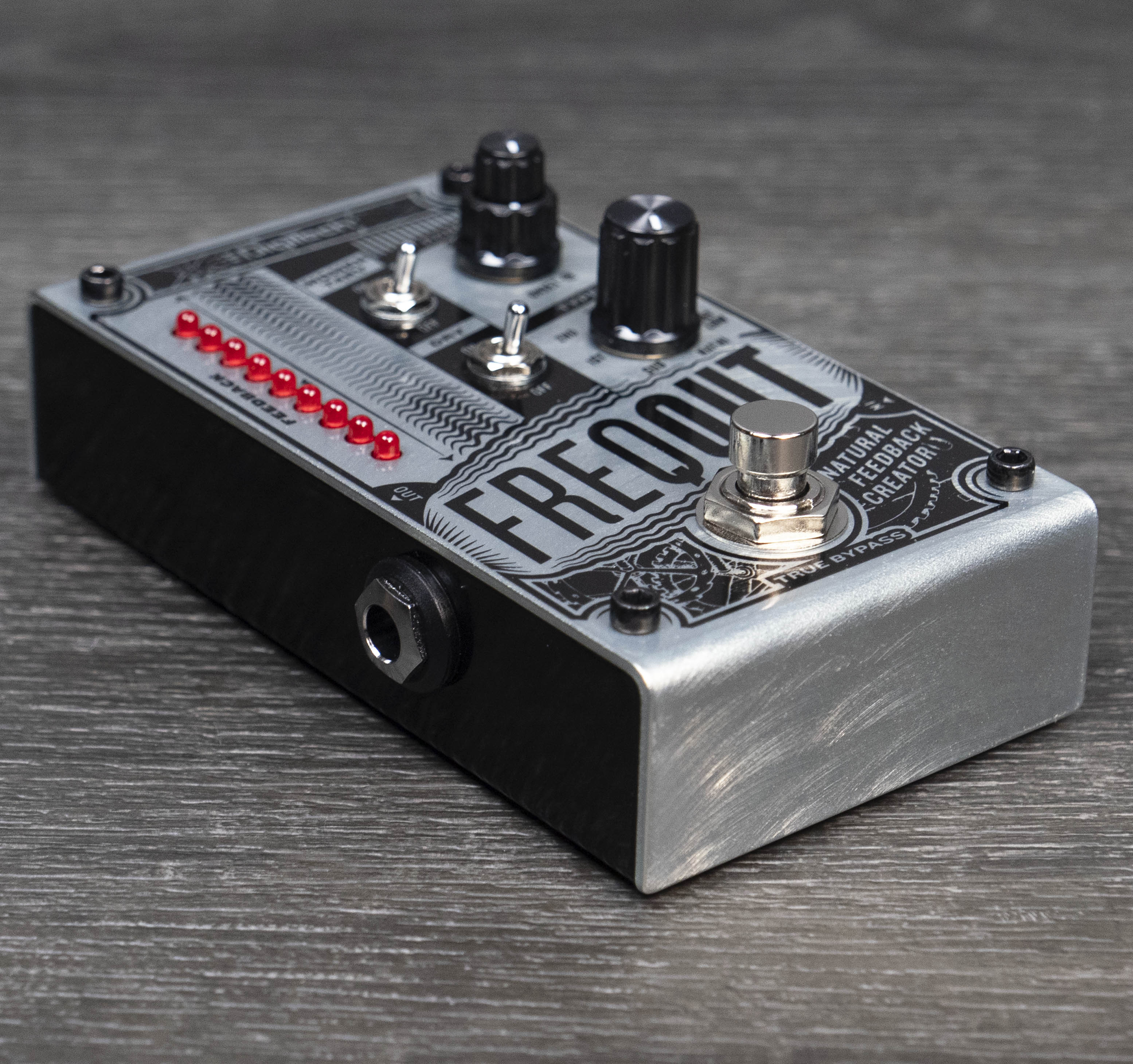 Digitech Freqout Natural Feedback Creator – A Strings