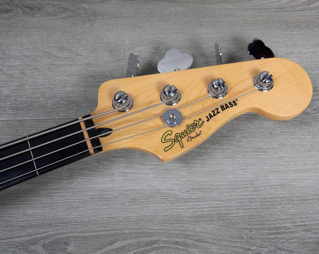 Guitare basse jazz fretless Squier Classic Vibe 60s d'occasion, Sunburst