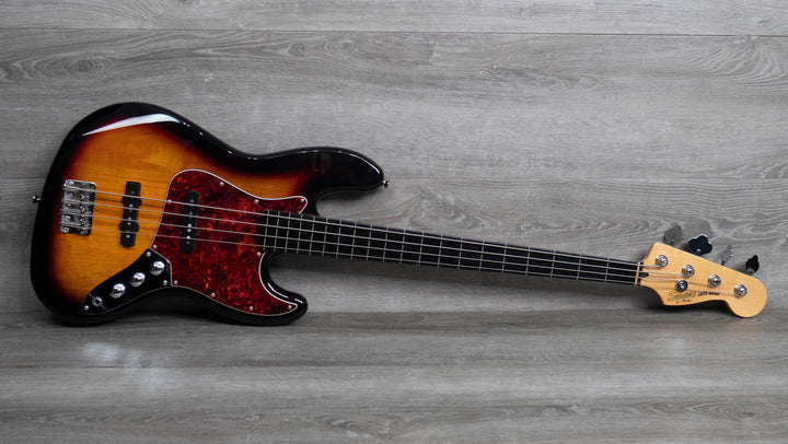 Guitare basse jazz fretless Squier Classic Vibe 60s d'occasion, Sunburst