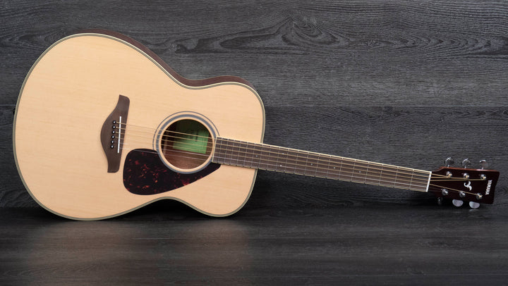 Yamaha FS820 Mk II Acoustic Guitar, Natural