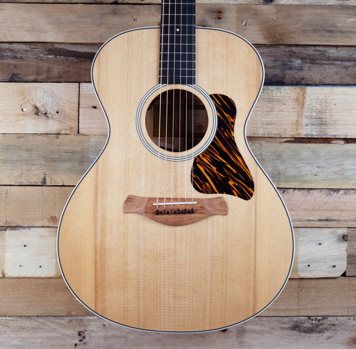 Taylor Gold Label 512e Grand Concert Acoustic-Electric Guitar