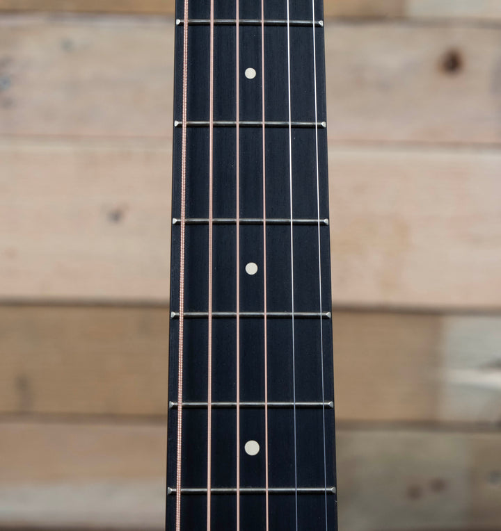 Taylor Gold Label 710e Dreadnought Acoustic-Electric Guitar