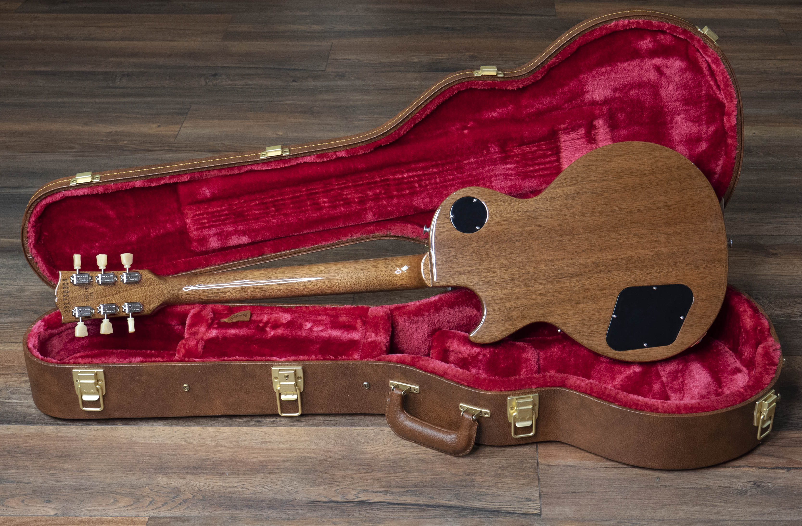 Gibson Les Paul Standard 50s, Gold Top #235250238 – A Strings