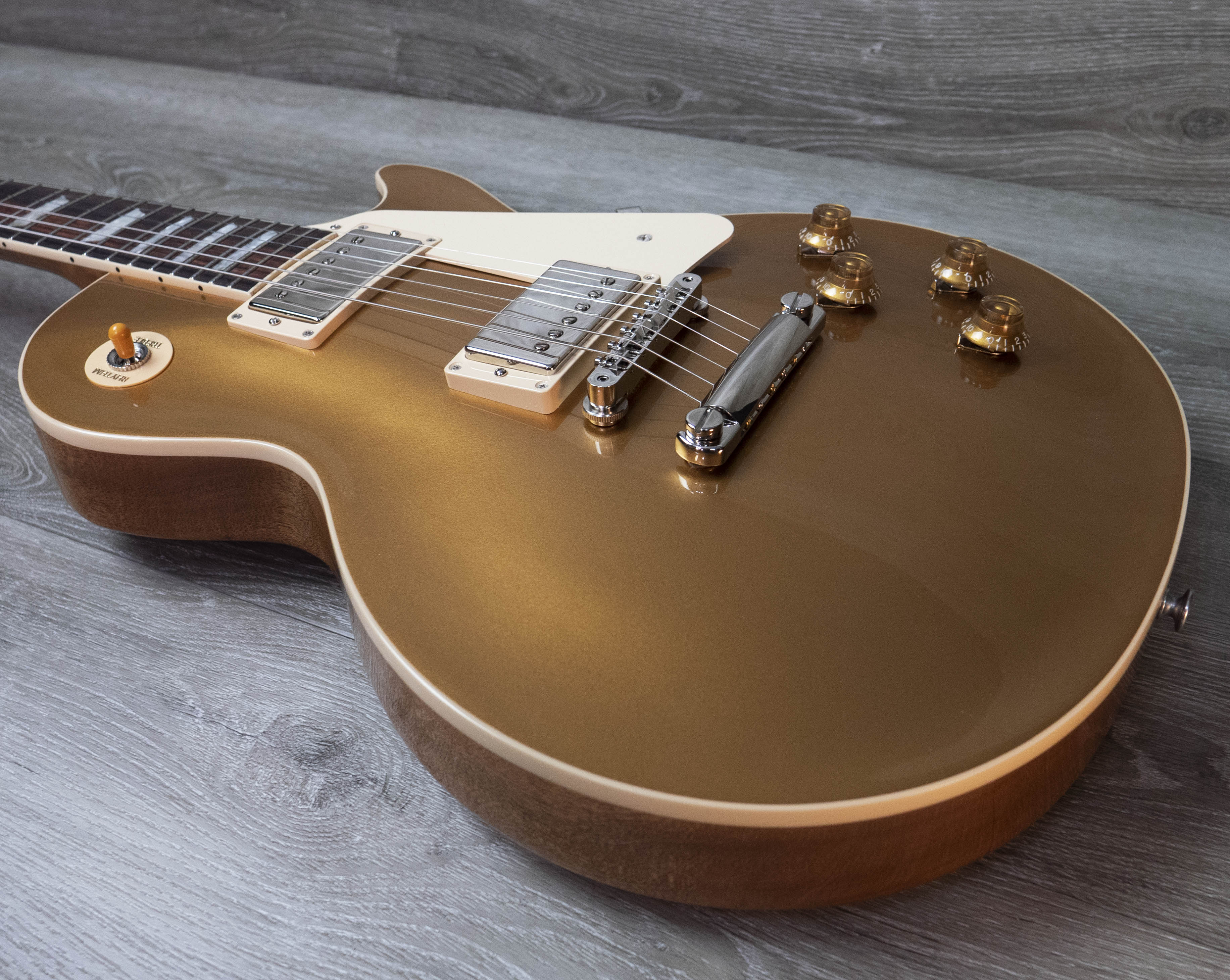 Gibson Les Paul Standard 50s, Gold Top #231730304 – A Strings