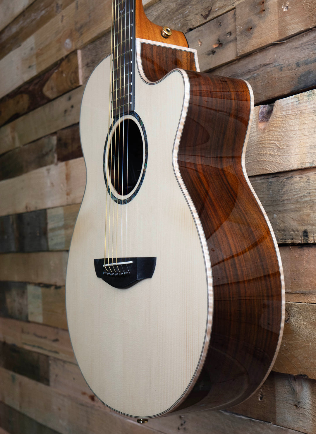 Faith HiGloss 3 Venus Electro-Acoustic, 3-Piece Rosewood Back