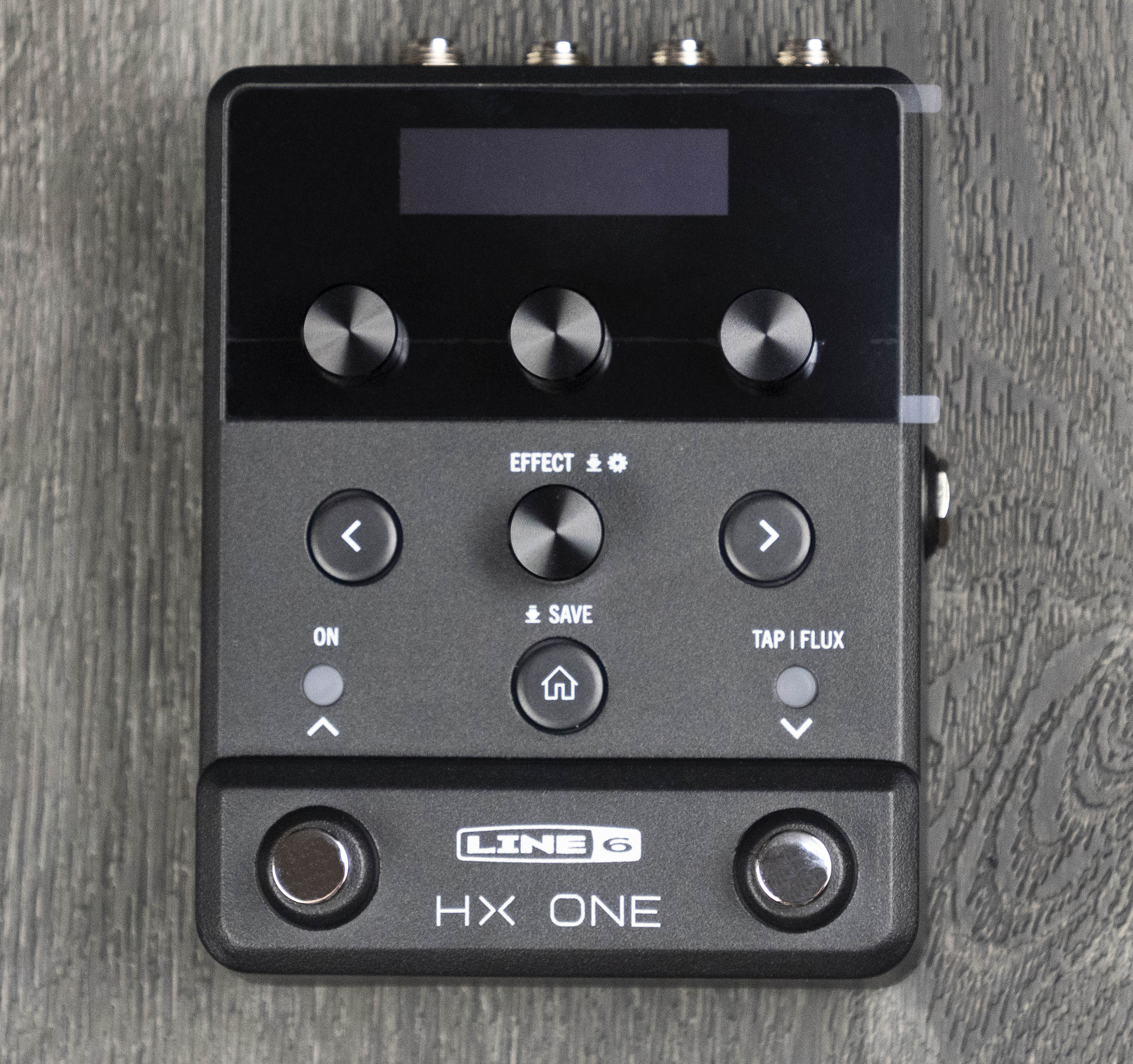 Line 6 HX One Singular Sounds Guitar Pedal – A Strings