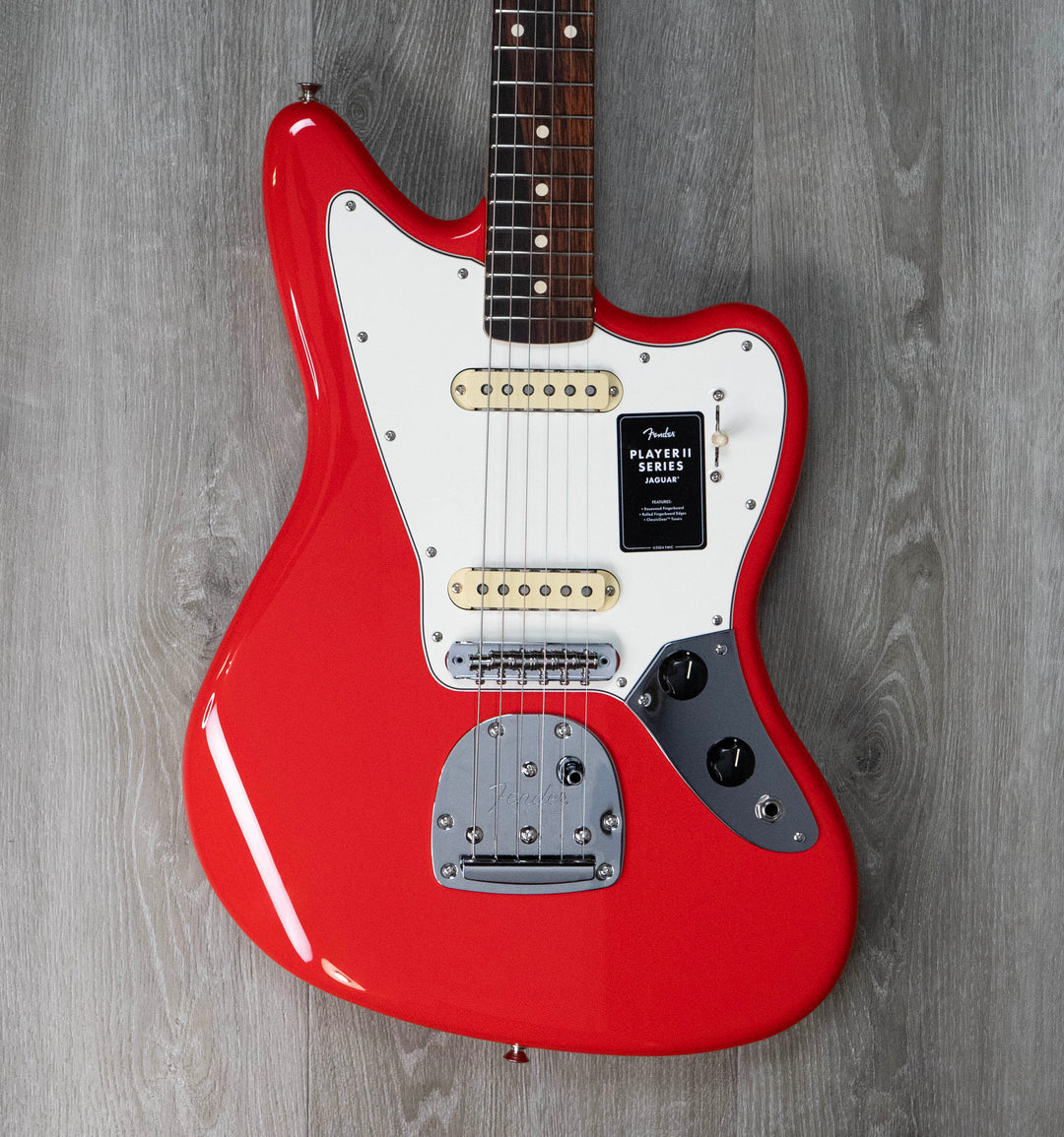 Fender Player II Jaguar, touche en palissandre, rouge corail