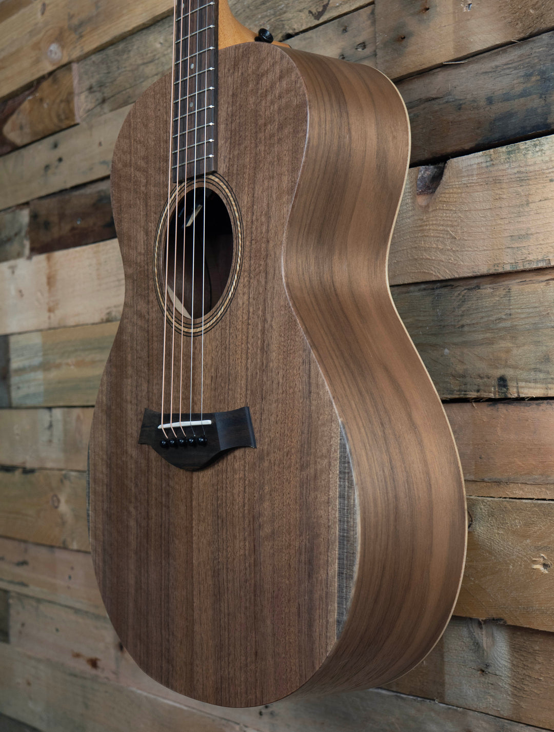 Taylor Jacob Collier Academy 22e 5-String Acoustic-Electric Guitar