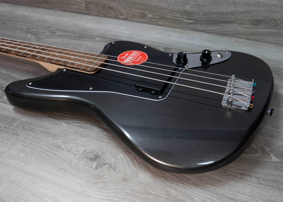 Squier Affinity Series Jaguar Bass H, diapasón de laurel, tono carbón escarchado metalizado 