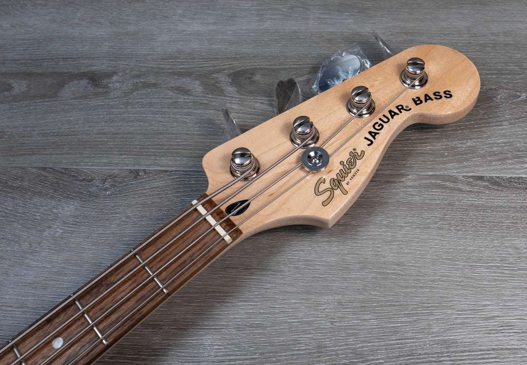 Squier Affinity Series Jaguar Bass H, diapasón de laurel, tono carbón escarchado metalizado 