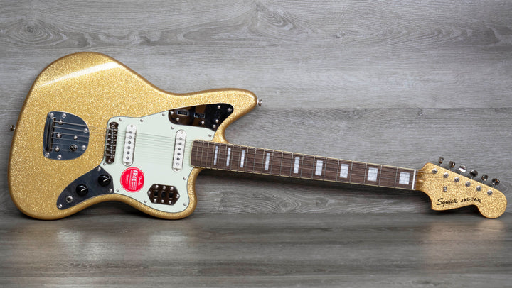 Squier Edición limitada Classic Vibe 70s Jaguar, clavijero a juego, brillo dorado