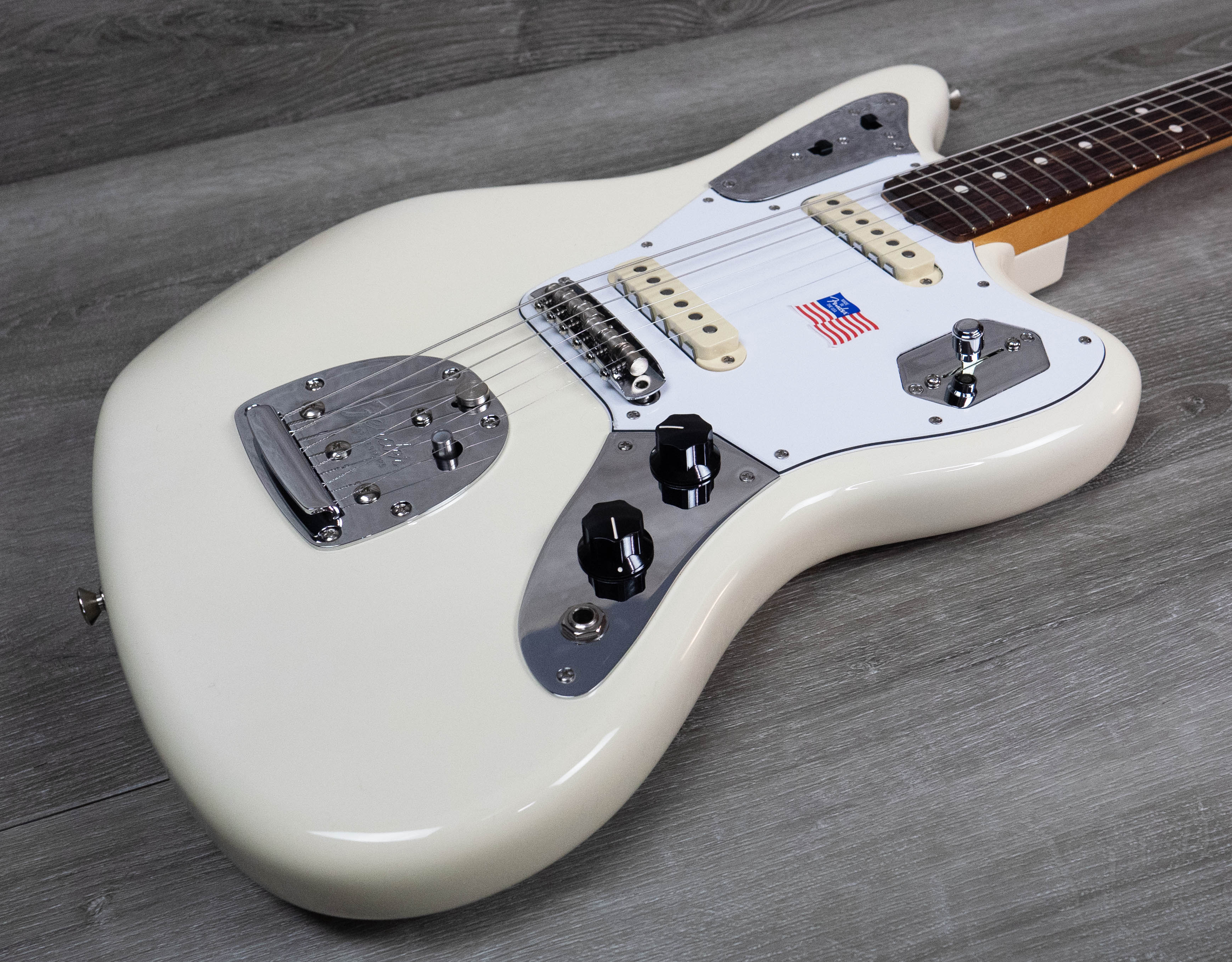 Fender【Johnny Marr】Jaguar Olympic White JOHNNY MARR JAGUAR OLYMPIC WHITE | Tom Lee Music