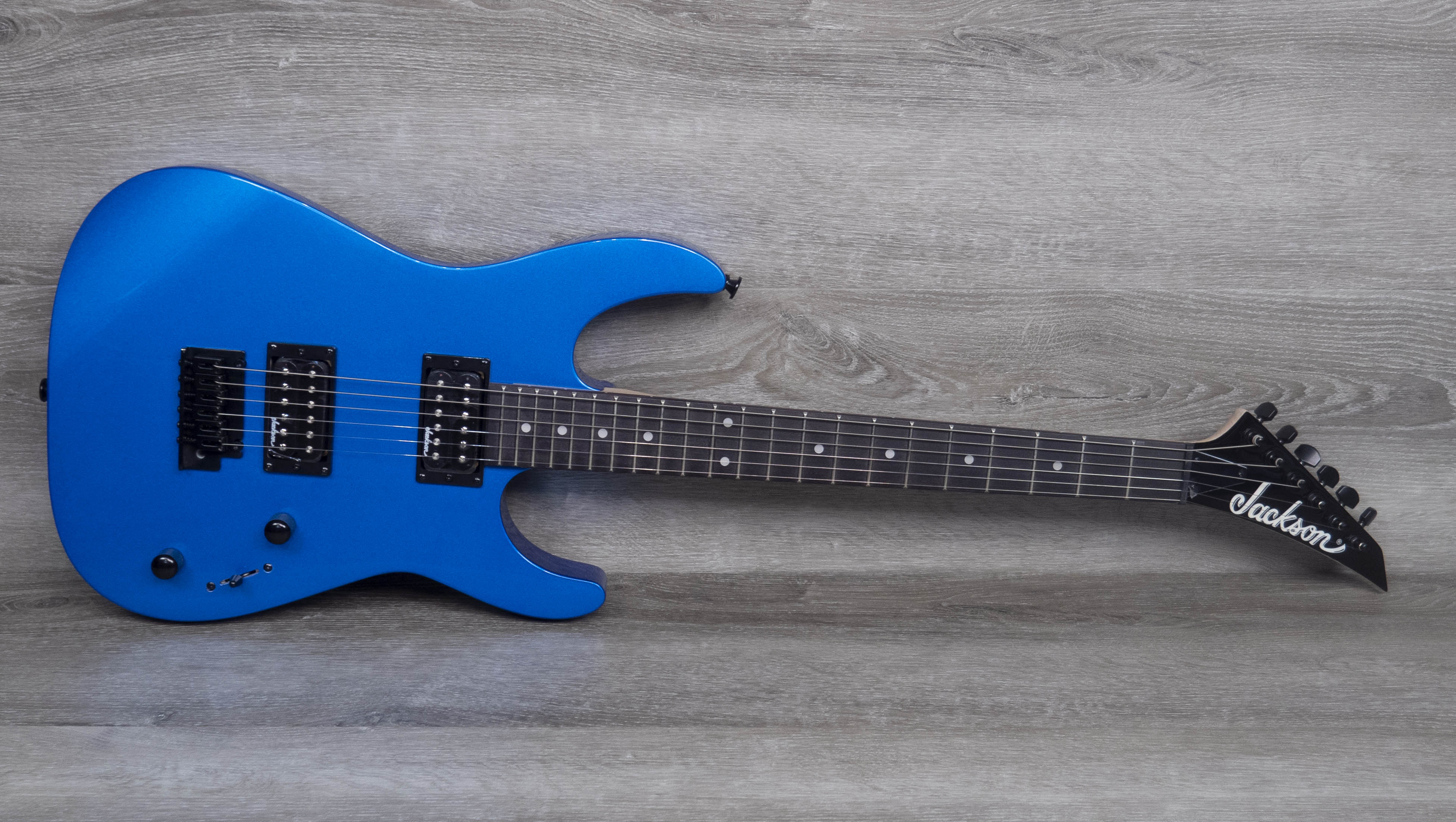 Jackson JS Series Dinky JS11, Amaranth Fingerboard, Metallic Blue – A ...