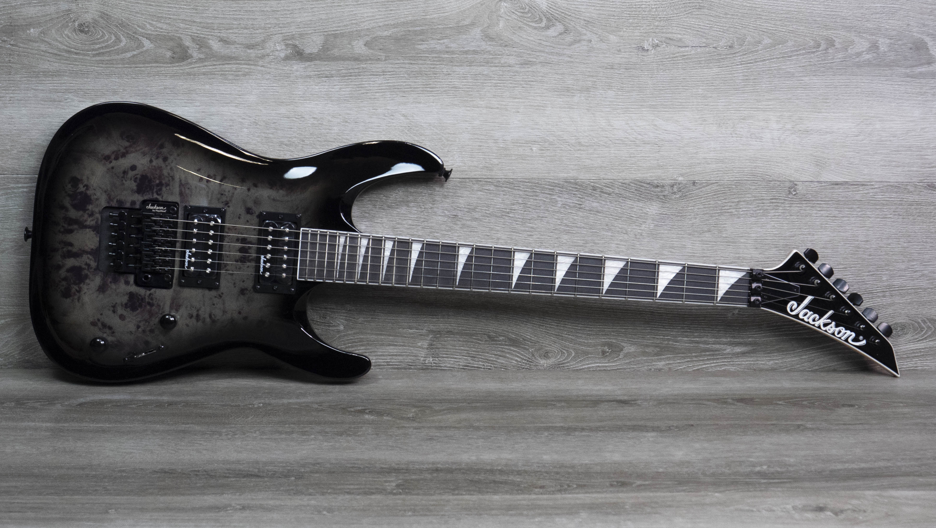 Floyd Rose Guitar Jackson JS32-8 Dinky Electric Guitar - 8-String