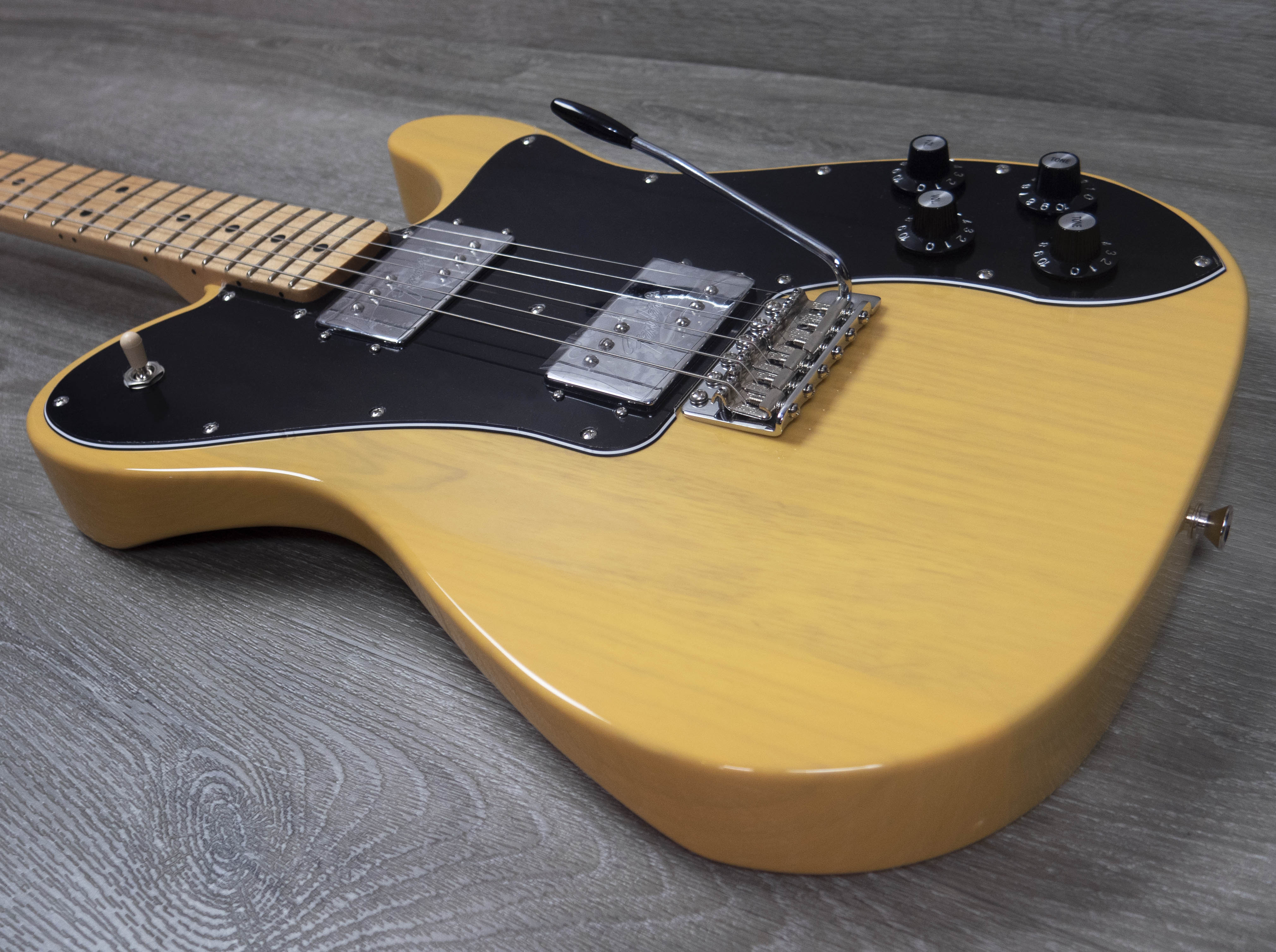 B-Stock Fender Made in Japan Limited Edition 70s Deluxe Telecaster with  Tremolo, Butterscotch Blonde