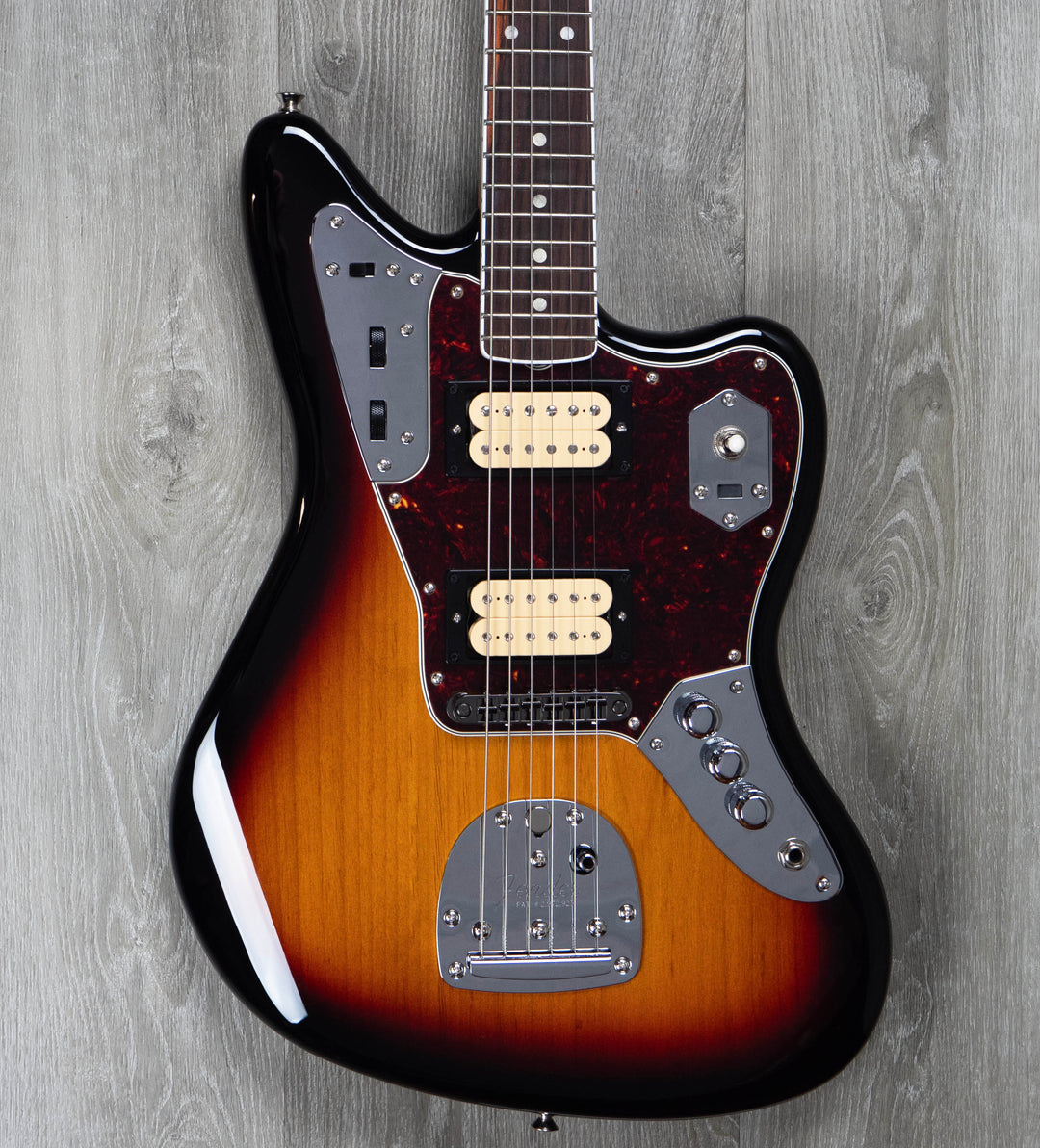 Fender Kurt Cobain Jaguar, touche en palissandre, Sunburst 3 couleurs