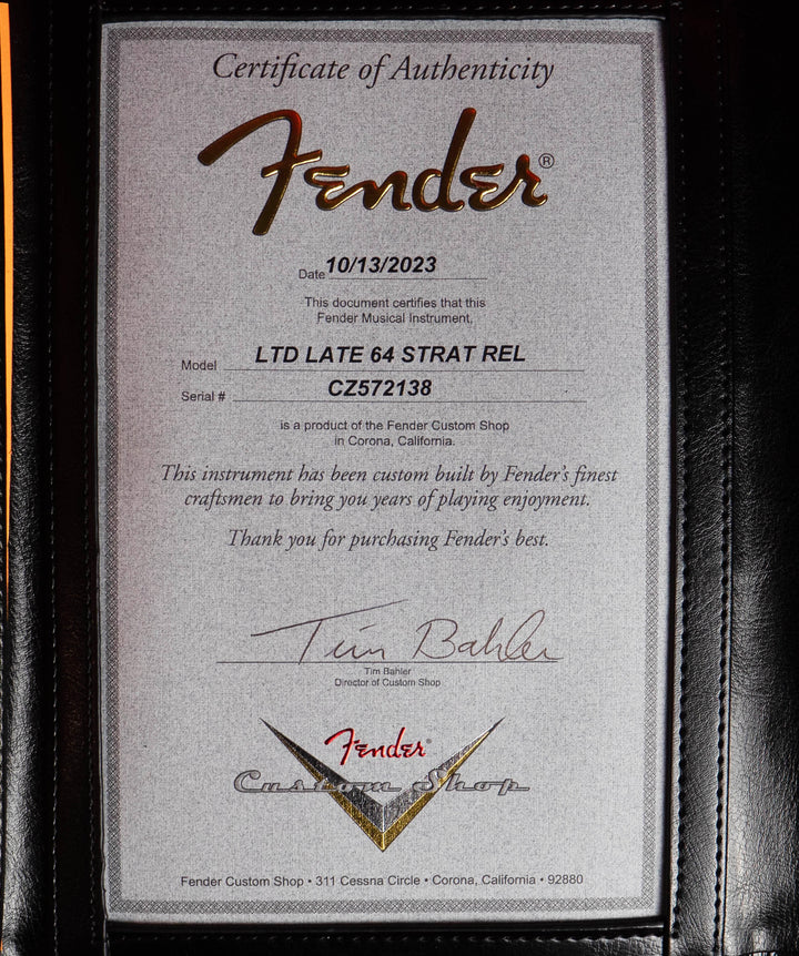 Fender Custom Shop Edición limitada Relic Stratocaster de finales de 1964, Target Sunburst de 3 colores n.º CZ572138