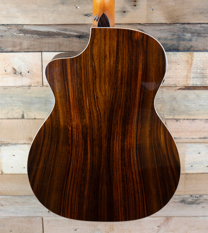 Guitarra electroacústica Faith Legacy Dark Roast Earth, caoba africana khaya maciza, tapa torrefacta