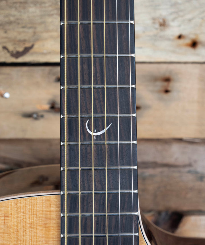 Guitarra electroacústica Faith Legacy Dark Roast Earth, caoba africana khaya maciza, tapa torrefacta