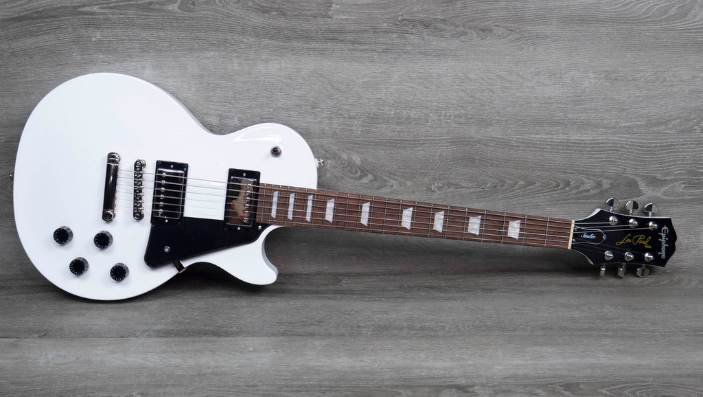 ギター Epiphone Les Paul Studio Alpine White Epiphone Les Paul Studio, Alpine White – A Strings