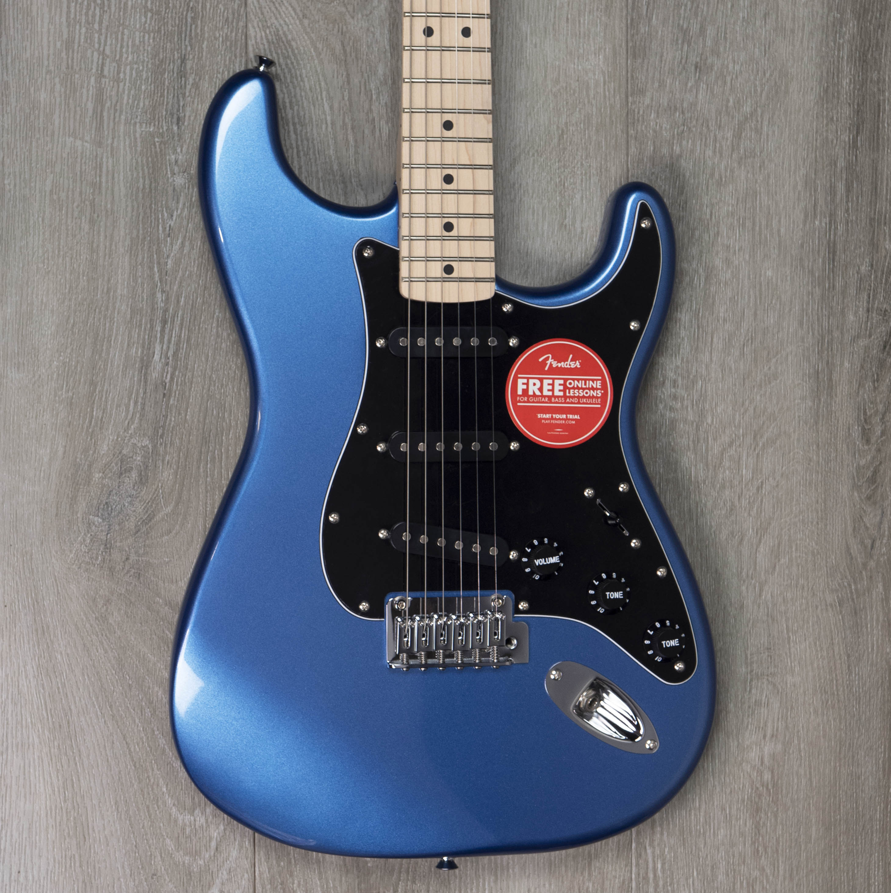 Squier Affinity Series Stratocaster, Maple Fingerboard, Black