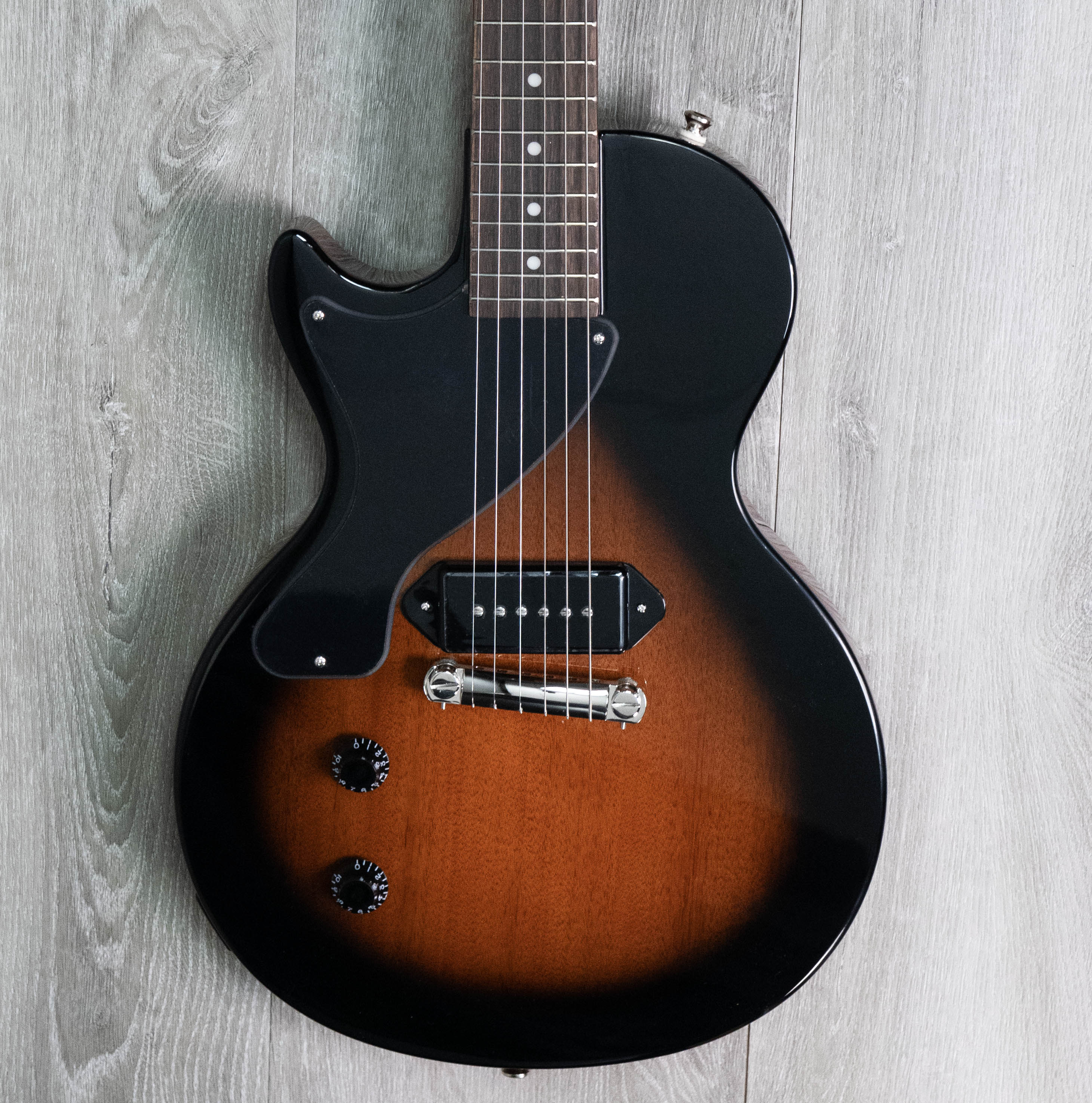 Epiphone Les Paul Junior Left-Handed, Vintage Sunburst – A Strings