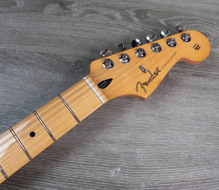 Fender Player II Stratocaster, diapasón de arce, tono Mocha Burst transparente