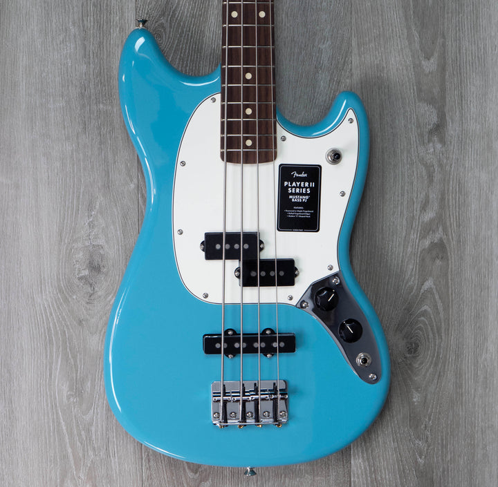 Bajo Fender Player II Mustang PJ, diapasón de palisandro, tono azul aqua