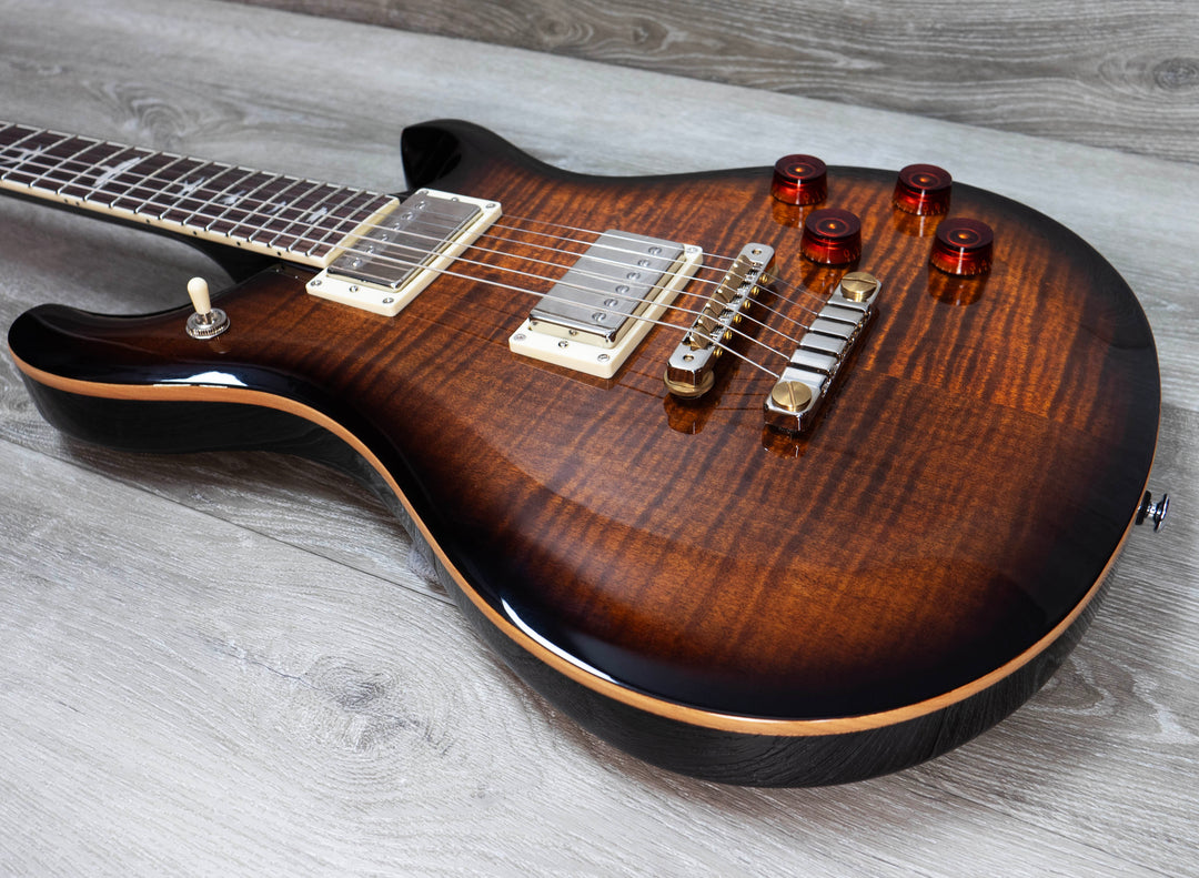 PRS SE McCarty 594, éclat d'or noir