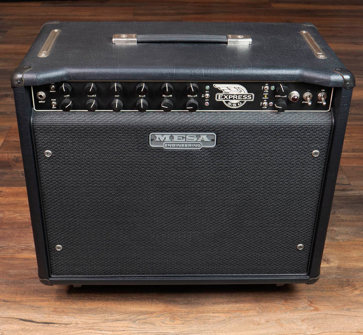 Ampli guitare combo Fender Deluxe VM, 40 W d'occasion