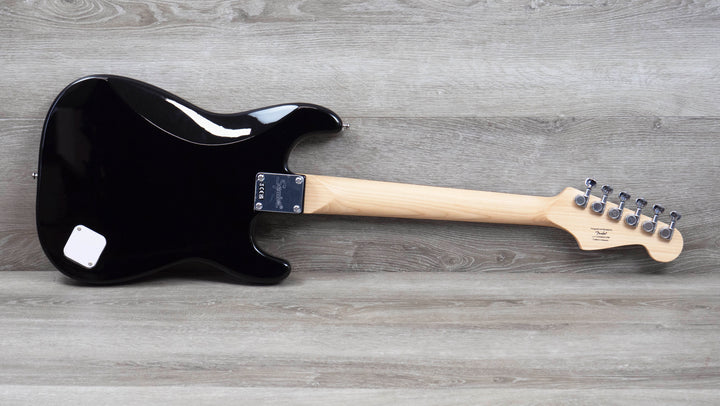 Squier Mini Stratocaster pour gaucher, touche en laurier, noire