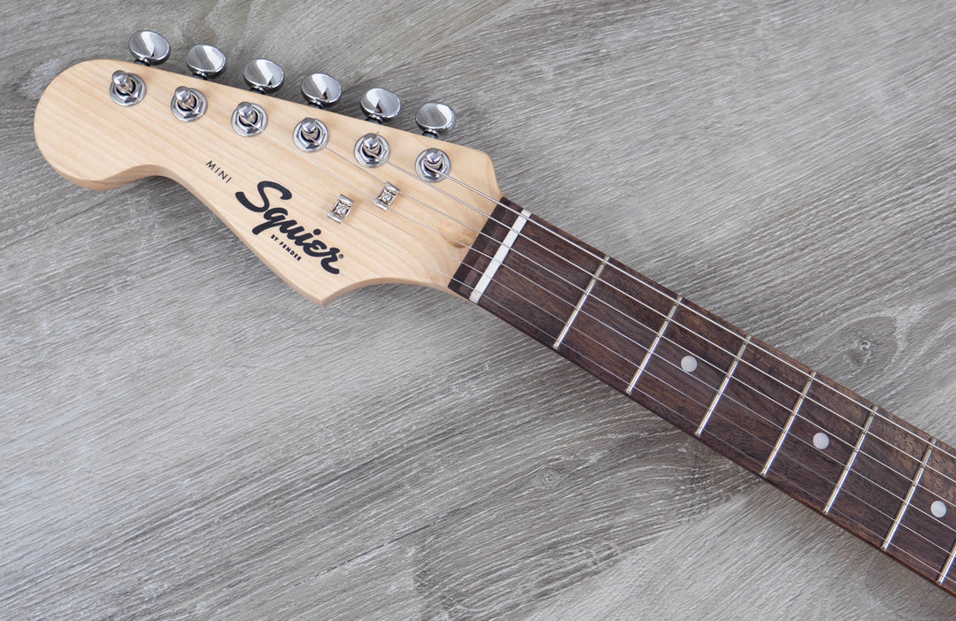 Squier Mini Stratocaster pour gaucher, touche en laurier, noire