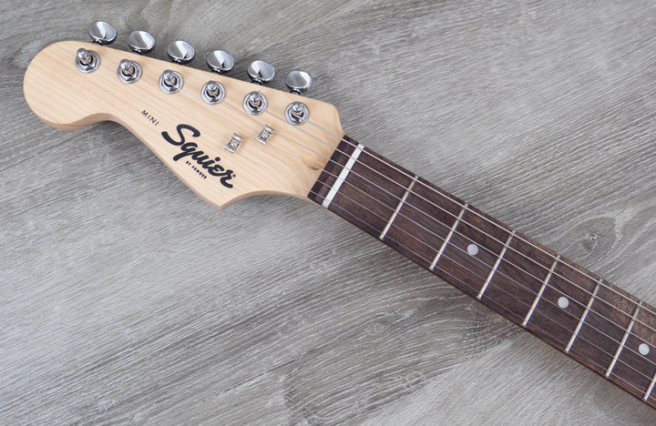 Squier Mini Stratocaster pour gaucher, touche en laurier, noire